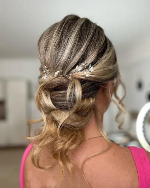 Hairstyle – Χτένισμα